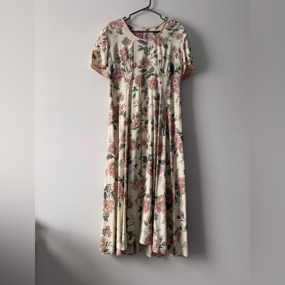 Empire Waist Vintage Dress Maternity and Bump Friendly - Picture 1 of 11